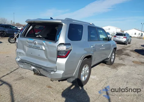 2016 Toyota 4Runner Sr5 from USA, damaged, VIN JTEZU5JR6G5111960